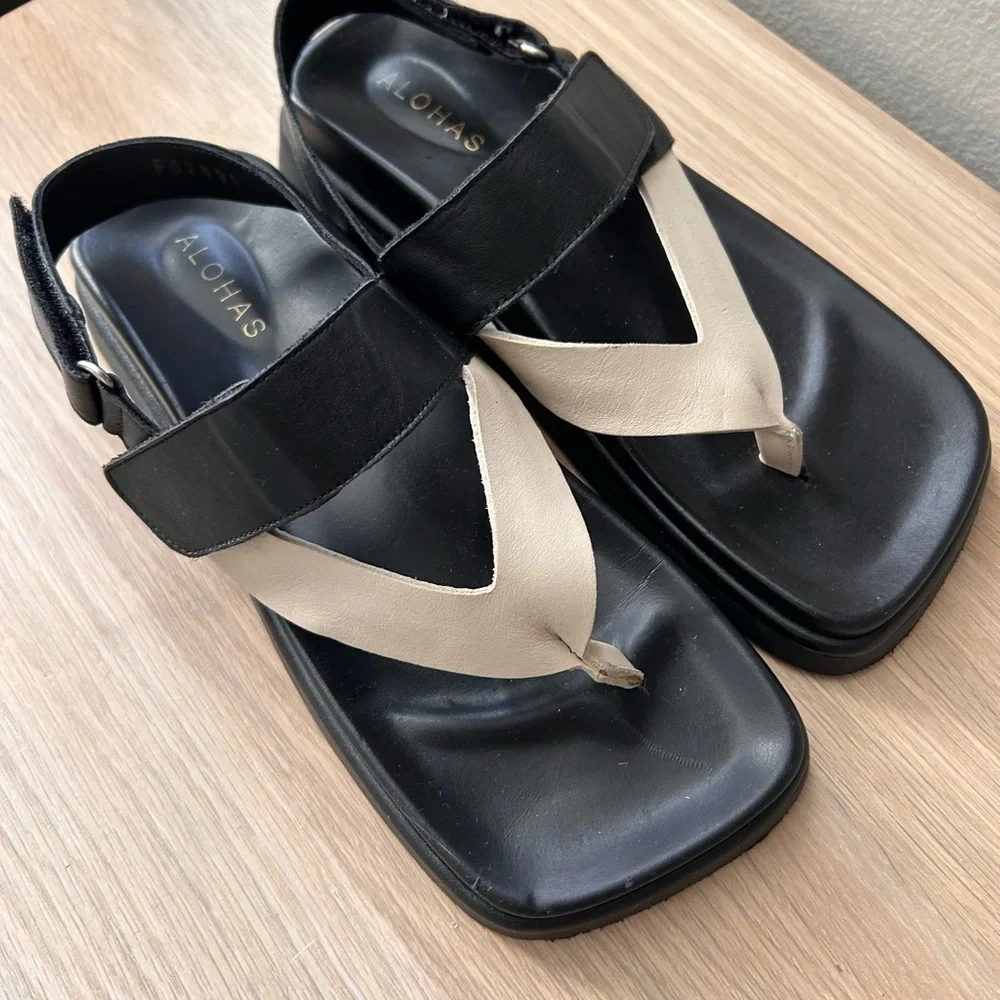 Alohas Thong Sandals